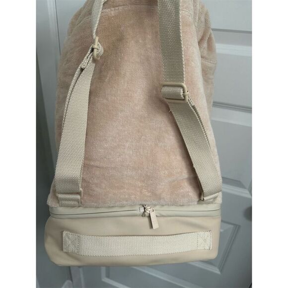 BEIS The Terry Backpack Cooler in Beige - Picture 5 of 7